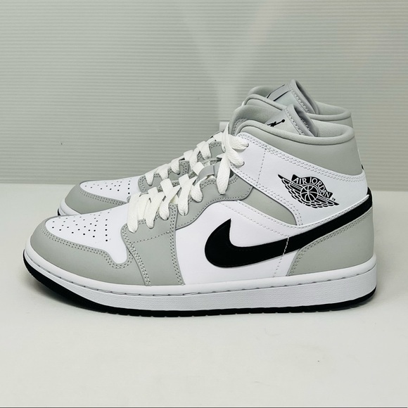 NIKE AIR JORDAN 1 MID**Grey/White Basketball Sneakers**US 8.5**NIB - Picture 2 of 11